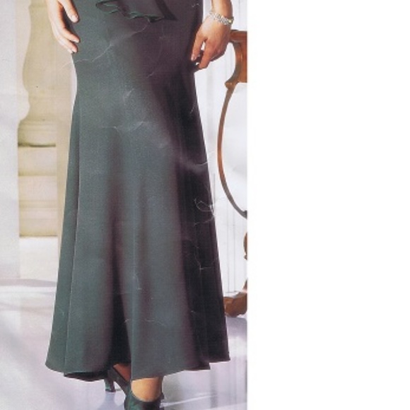 C 8585 gown, formal, after-five, cocktail, bride, - Picture 5 of 8